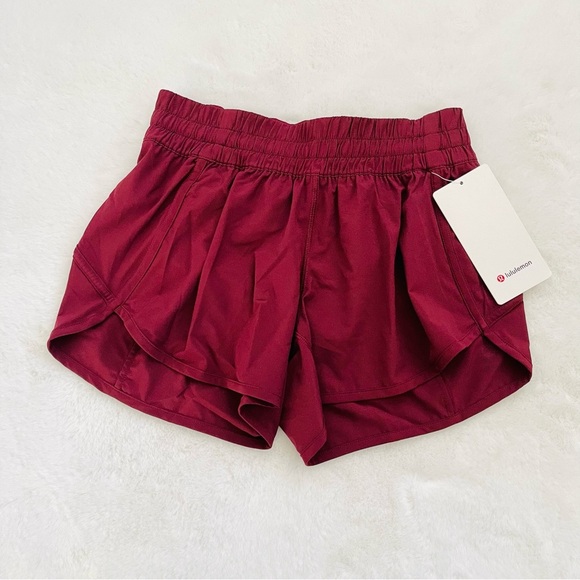 Lululemon Tracker LR Shorts 4” Lined - Picture 2 of 9